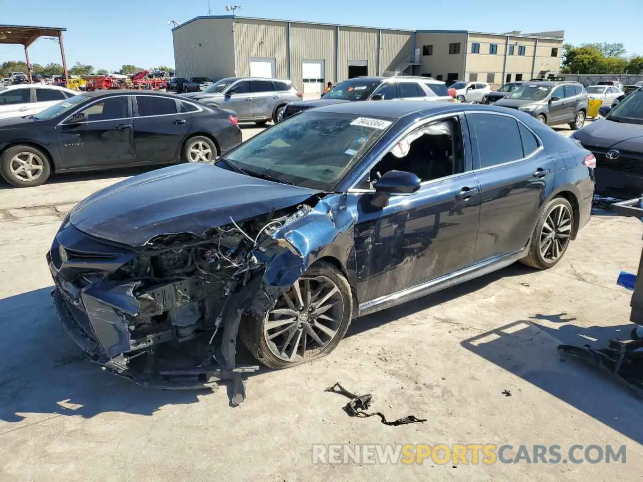 1 Photograph of a damaged car 4T1K61AK2LU500635 TOYOTA CAMRY 2020