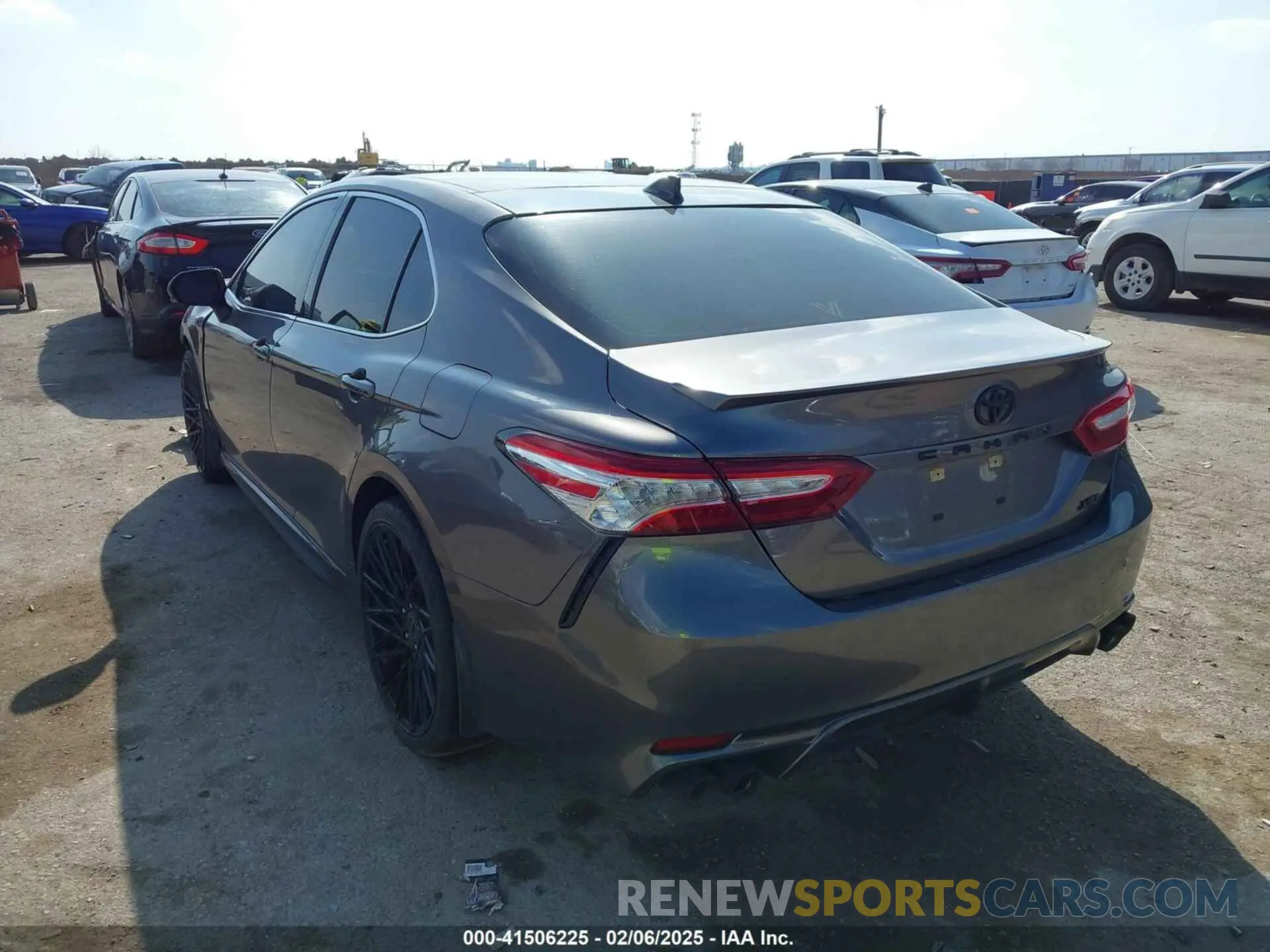 3 Фотография поврежденного автомобиля 4T1K61AK2LU915924 TOYOTA CAMRY 2020