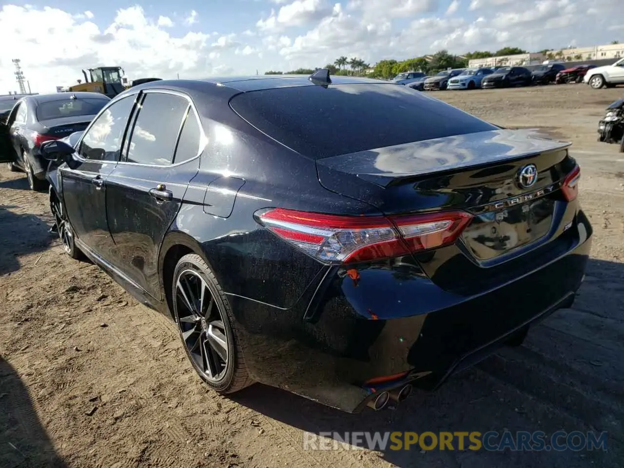 3 Photograph of a damaged car 4T1K61AK2LU986105 TOYOTA CAMRY 2020
