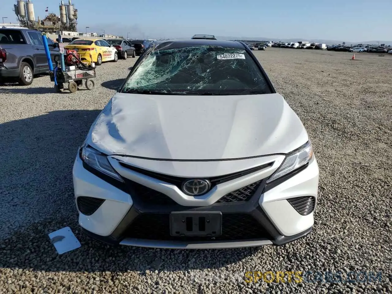 5 Photograph of a damaged car 4T1K61AK3LU302629 TOYOTA CAMRY 2020