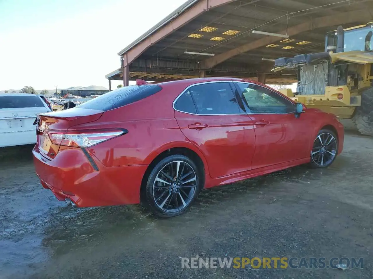 3 Photograph of a damaged car 4T1K61AK3LU306065 TOYOTA CAMRY 2020