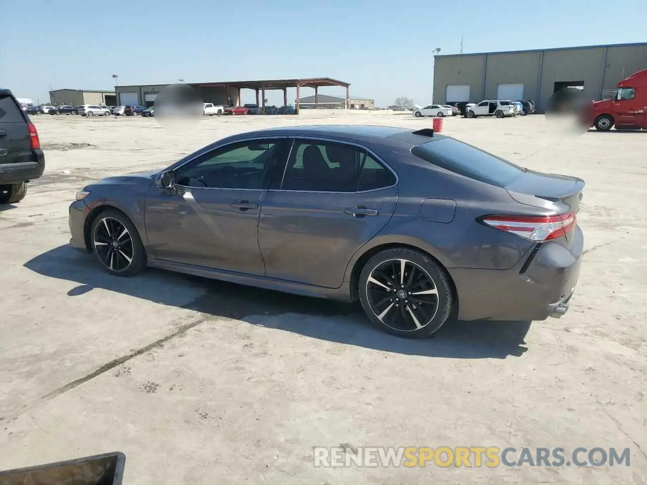 2 Photograph of a damaged car 4T1K61AK3LU339907 TOYOTA CAMRY 2020