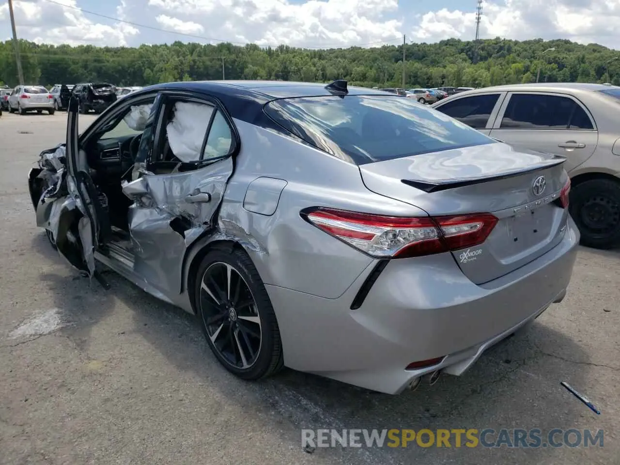 3 Фотография поврежденного автомобиля 4T1K61AK3LU358635 TOYOTA CAMRY 2020