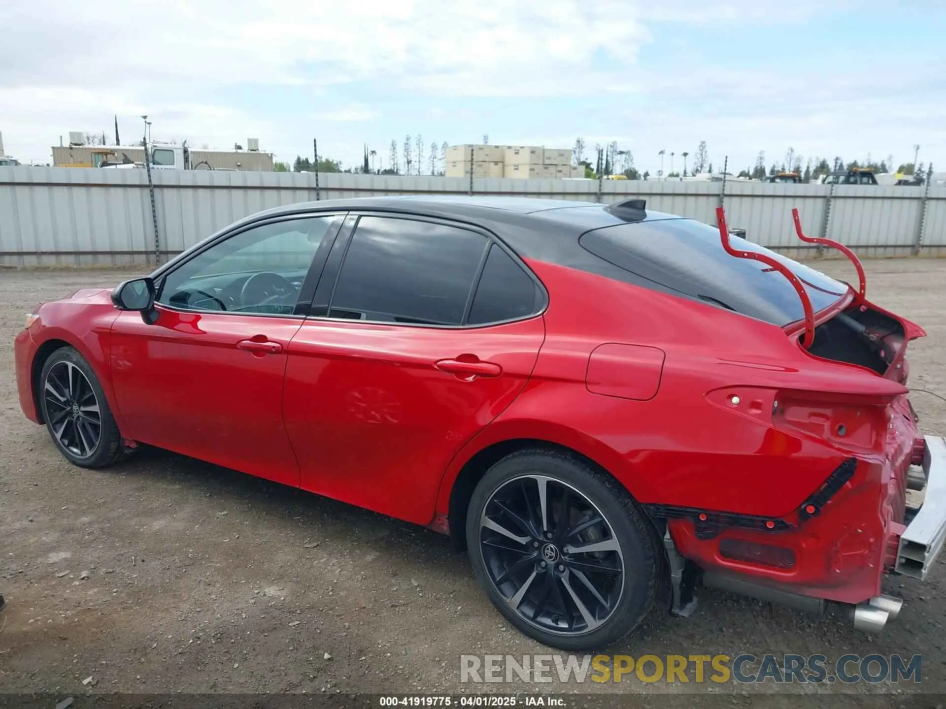 15 Фотография поврежденного автомобиля 4T1K61AK3LU388041 TOYOTA CAMRY 2020