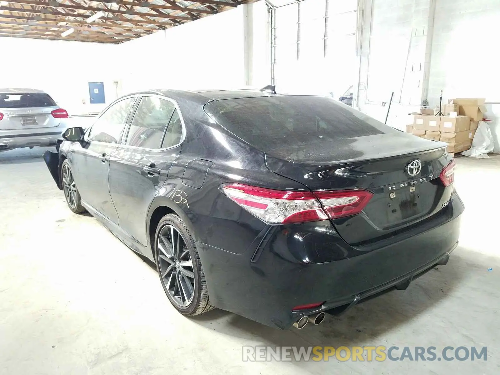 3 Photograph of a damaged car 4T1K61AK3LU860741 TOYOTA CAMRY 2020