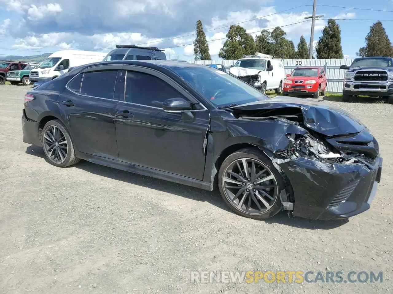 4 Photograph of a damaged car 4T1K61AK3LU888412 TOYOTA CAMRY 2020
