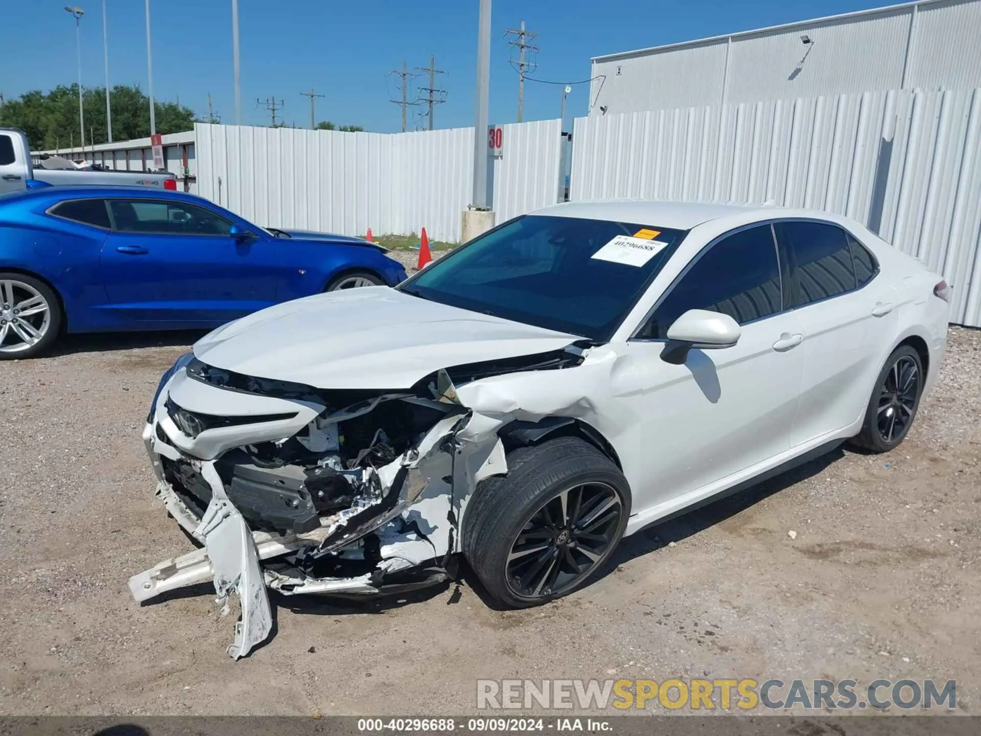 2 Photograph of a damaged car 4T1K61AK3LU950245 TOYOTA CAMRY 2020
