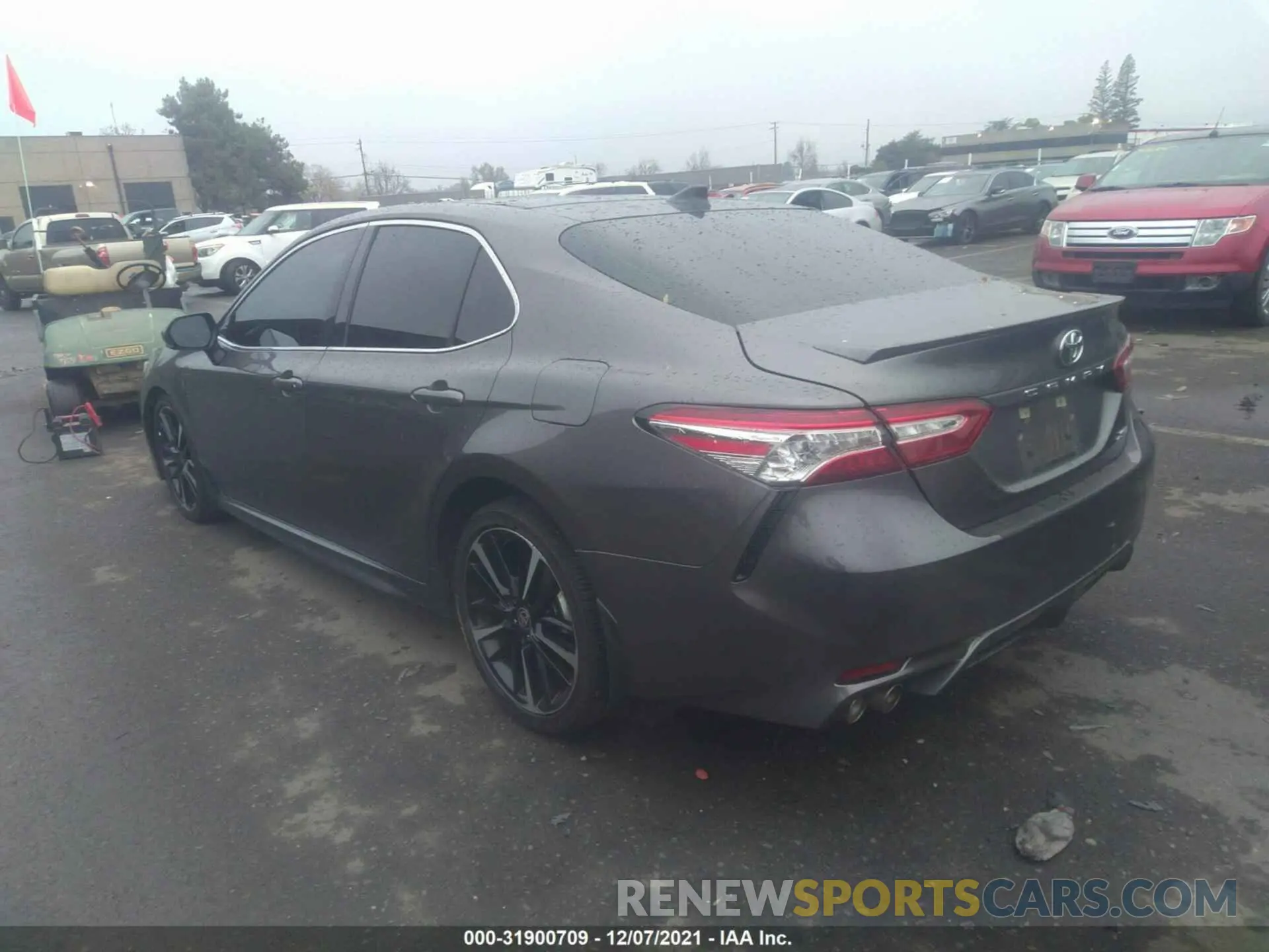 3 Photograph of a damaged car 4T1K61AK3LU984329 TOYOTA CAMRY 2020