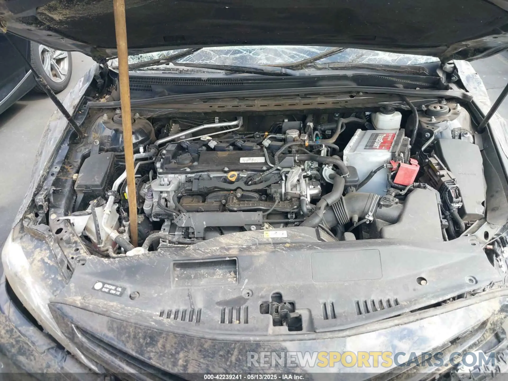 10 Photograph of a damaged car 4T1K61AK4LU303885 TOYOTA CAMRY 2020