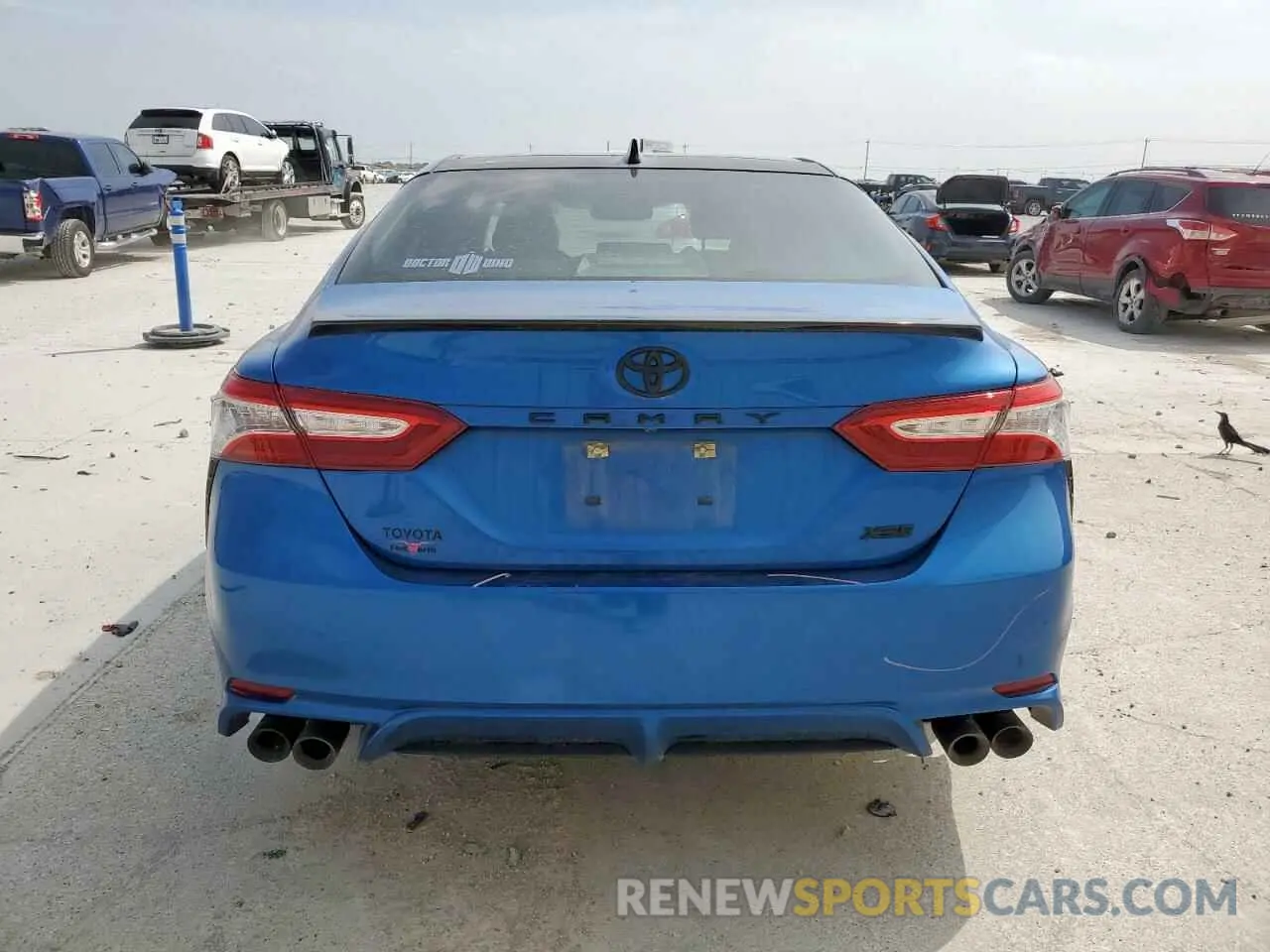 6 Photograph of a damaged car 4T1K61AK4LU340872 TOYOTA CAMRY 2020