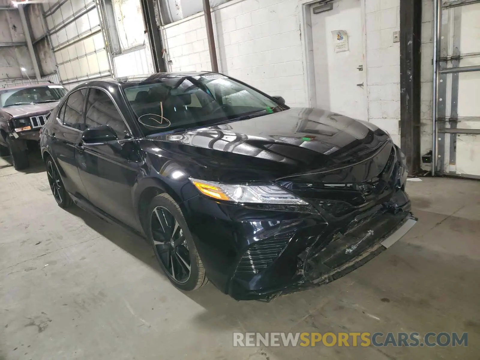1 Photograph of a damaged car 4T1K61AK4LU343464 TOYOTA CAMRY 2020