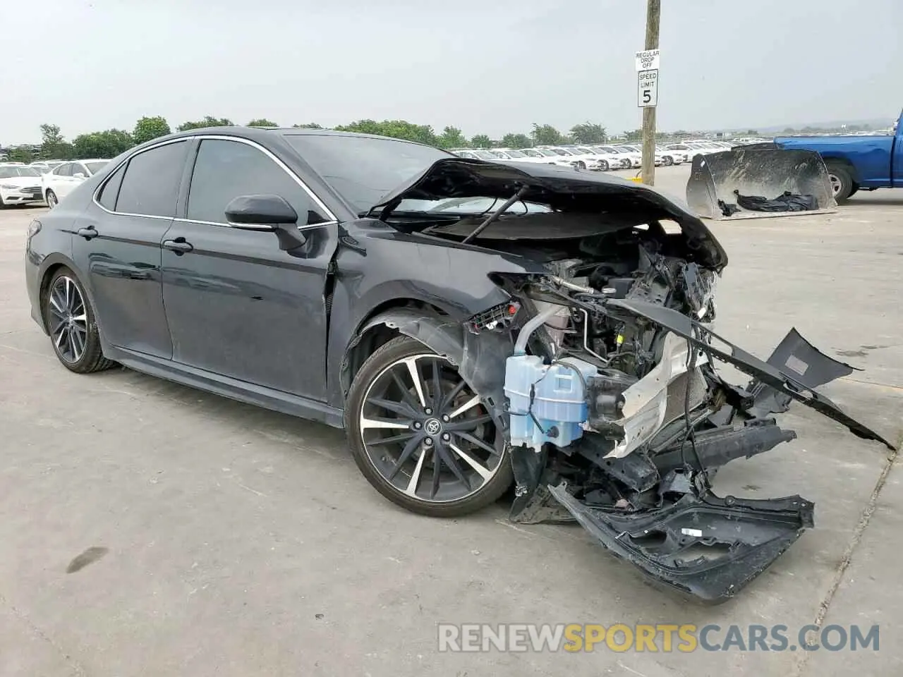 4 Photograph of a damaged car 4T1K61AK4LU873580 TOYOTA CAMRY 2020