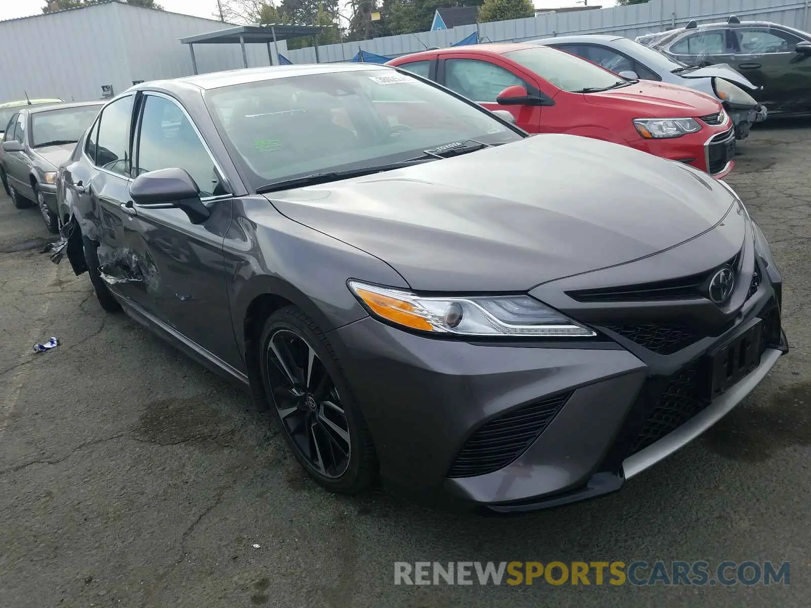 1 Photograph of a damaged car 4T1K61AK4LU975588 TOYOTA CAMRY 2020