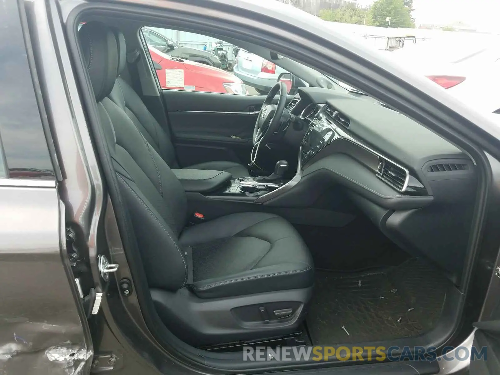5 Photograph of a damaged car 4T1K61AK4LU975588 TOYOTA CAMRY 2020