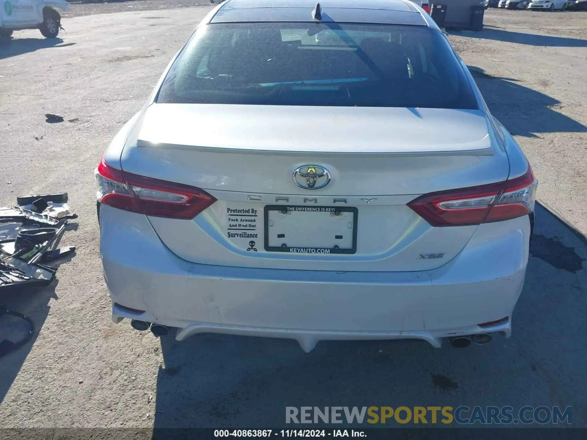 14 Photograph of a damaged car 4T1K61AK4LU978555 TOYOTA CAMRY 2020