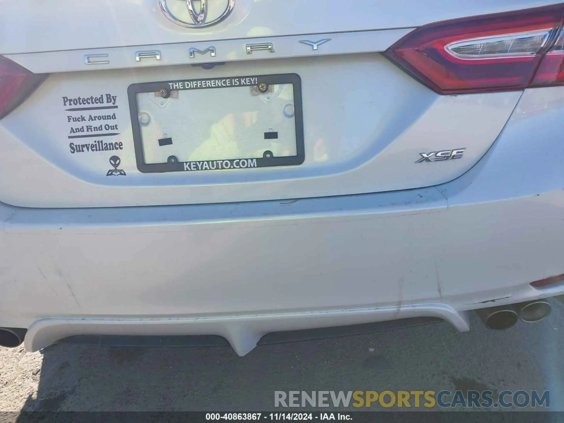 16 Photograph of a damaged car 4T1K61AK4LU978555 TOYOTA CAMRY 2020