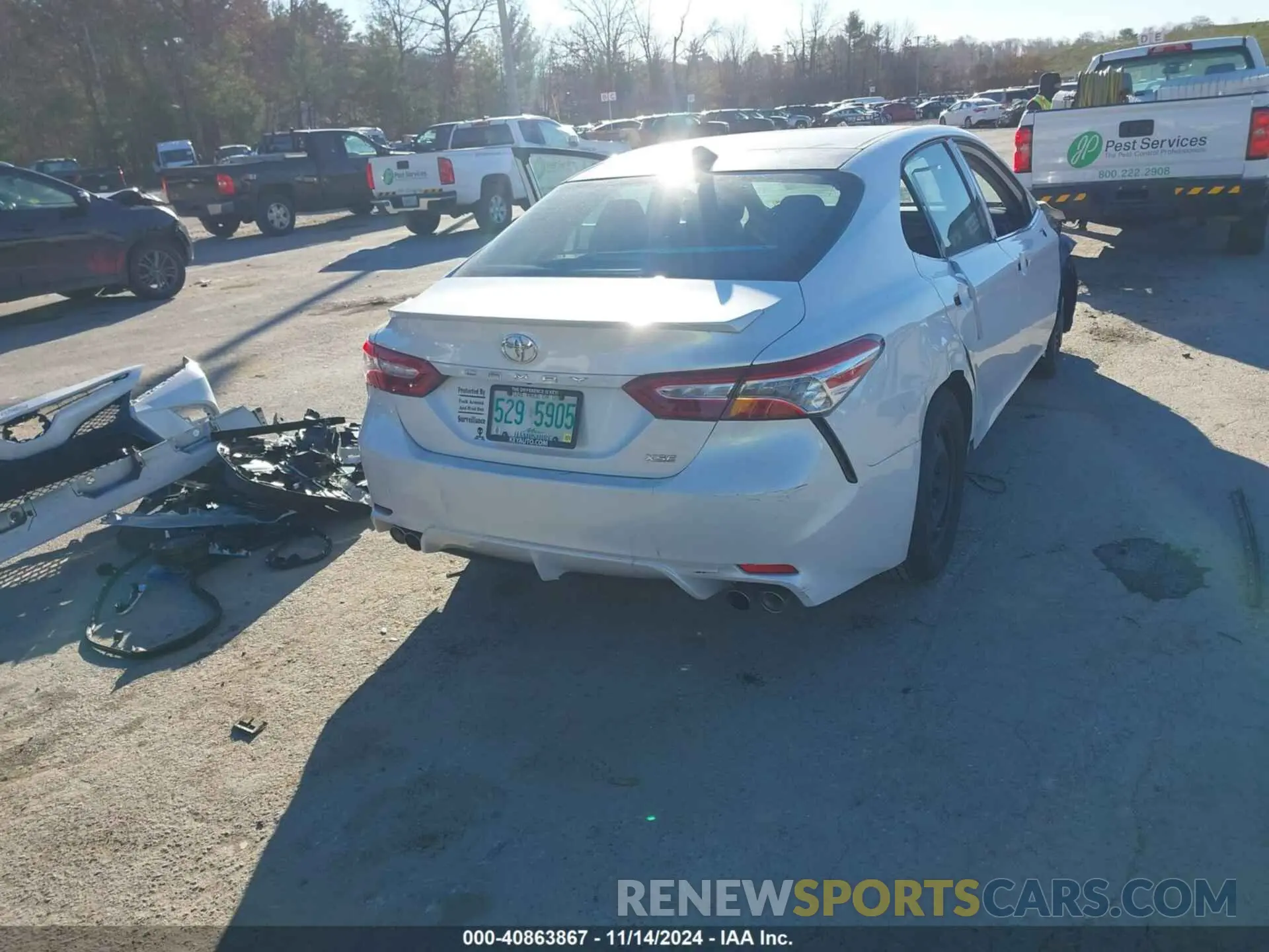 4 Photograph of a damaged car 4T1K61AK4LU978555 TOYOTA CAMRY 2020