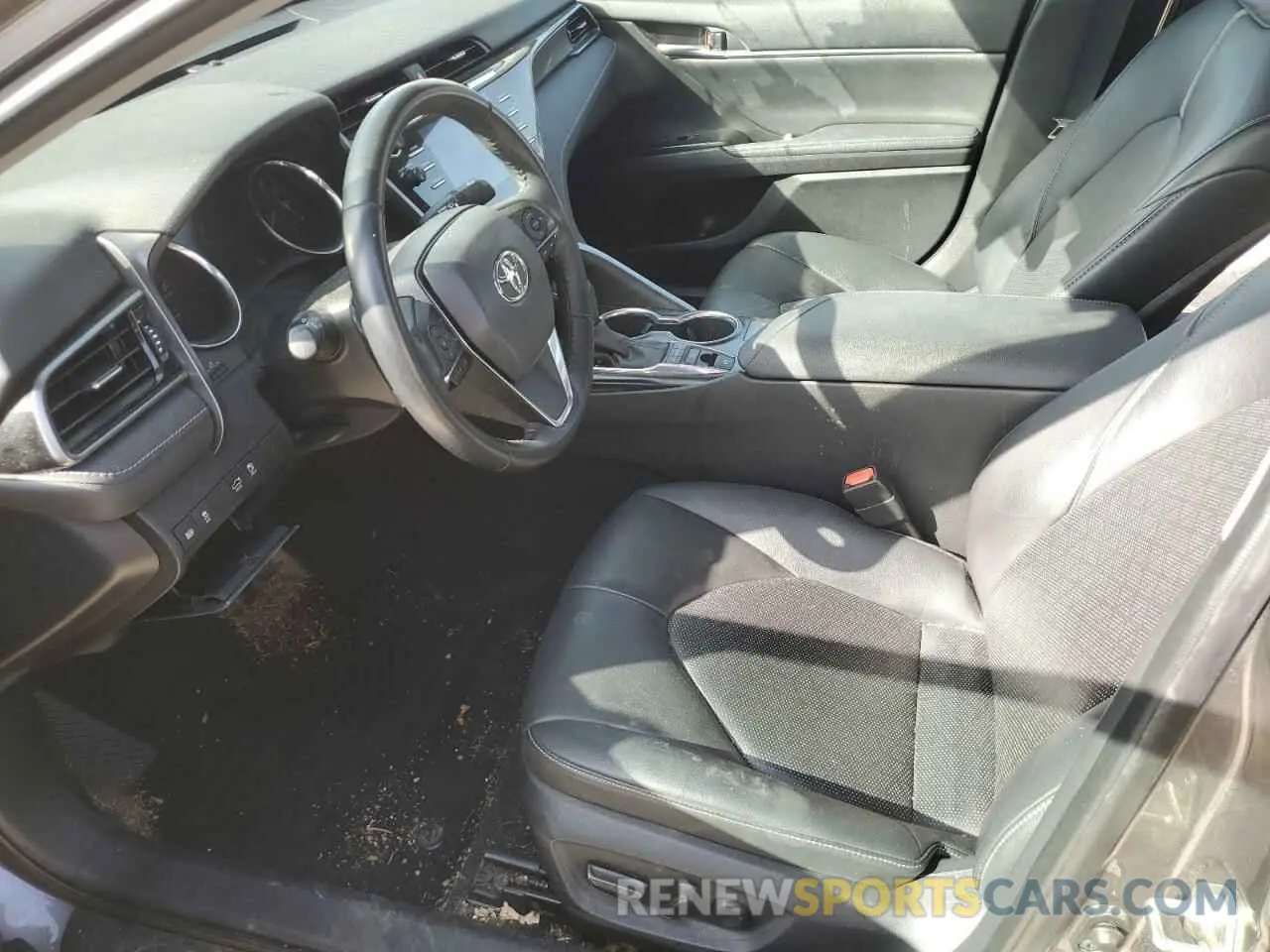7 Photograph of a damaged car 4T1K61AK5LU312515 TOYOTA CAMRY 2020