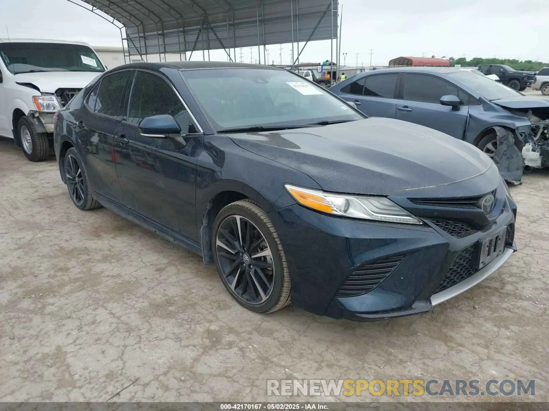 1 Photograph of a damaged car 4T1K61AK5LU876309 TOYOTA CAMRY 2020