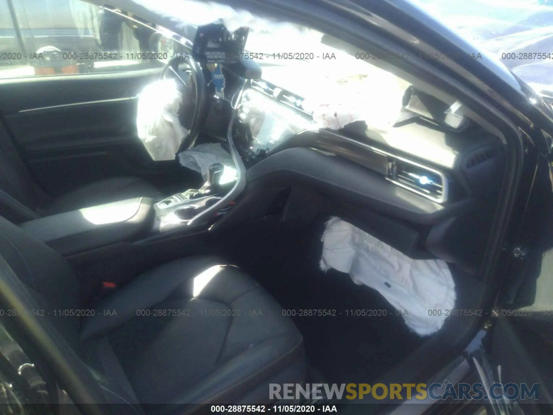 5 Photograph of a damaged car 4T1K61AK5LU902939 TOYOTA CAMRY 2020