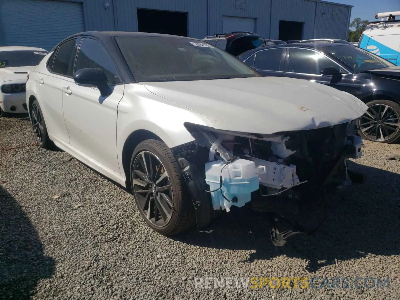 1 Photograph of a damaged car 4T1K61AK6LU302138 TOYOTA CAMRY 2020