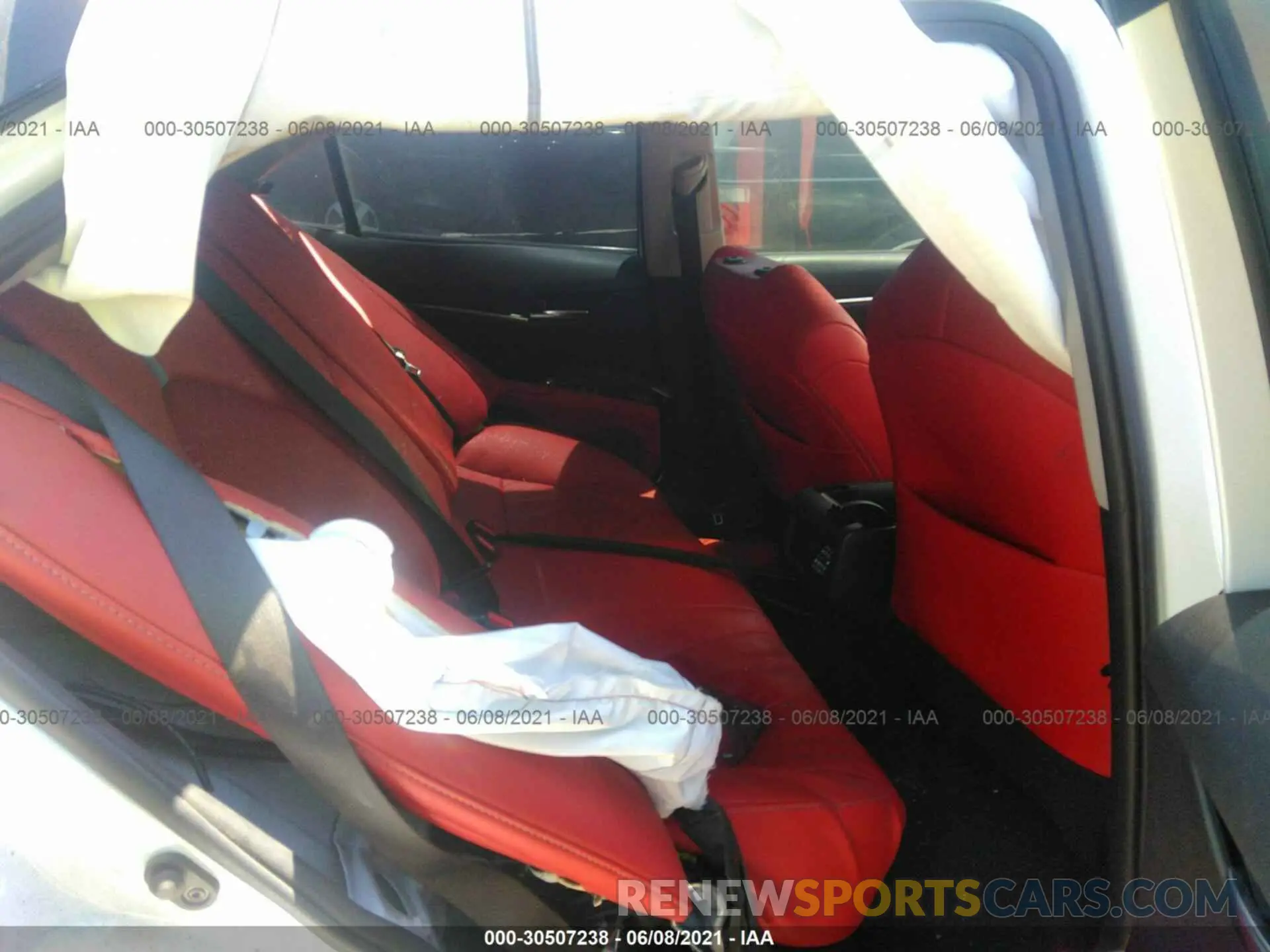 8 Фотография поврежденного автомобиля 4T1K61AK6LU349721 TOYOTA CAMRY 2020