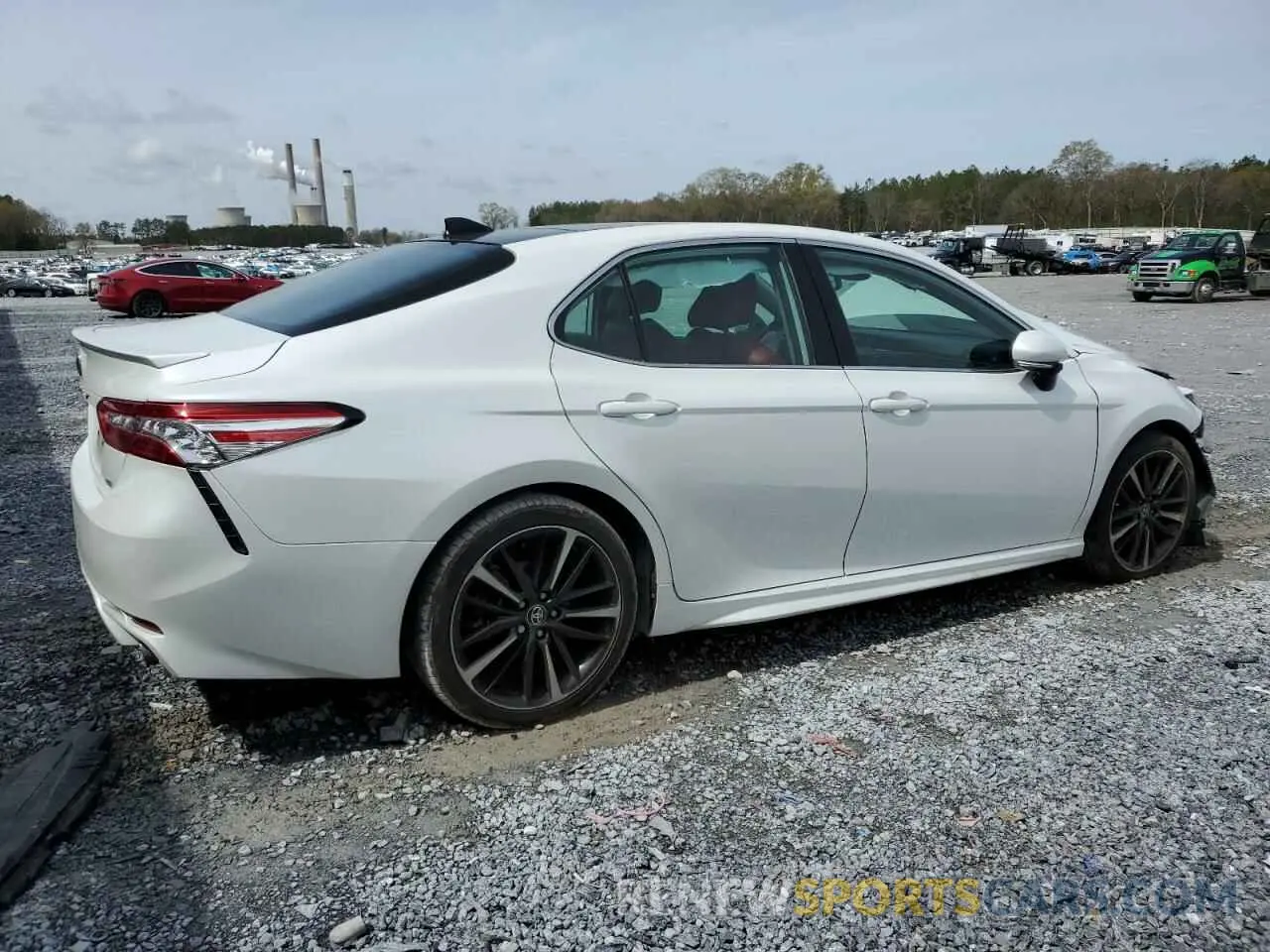 3 Photograph of a damaged car 4T1K61AK6LU358970 TOYOTA CAMRY 2020