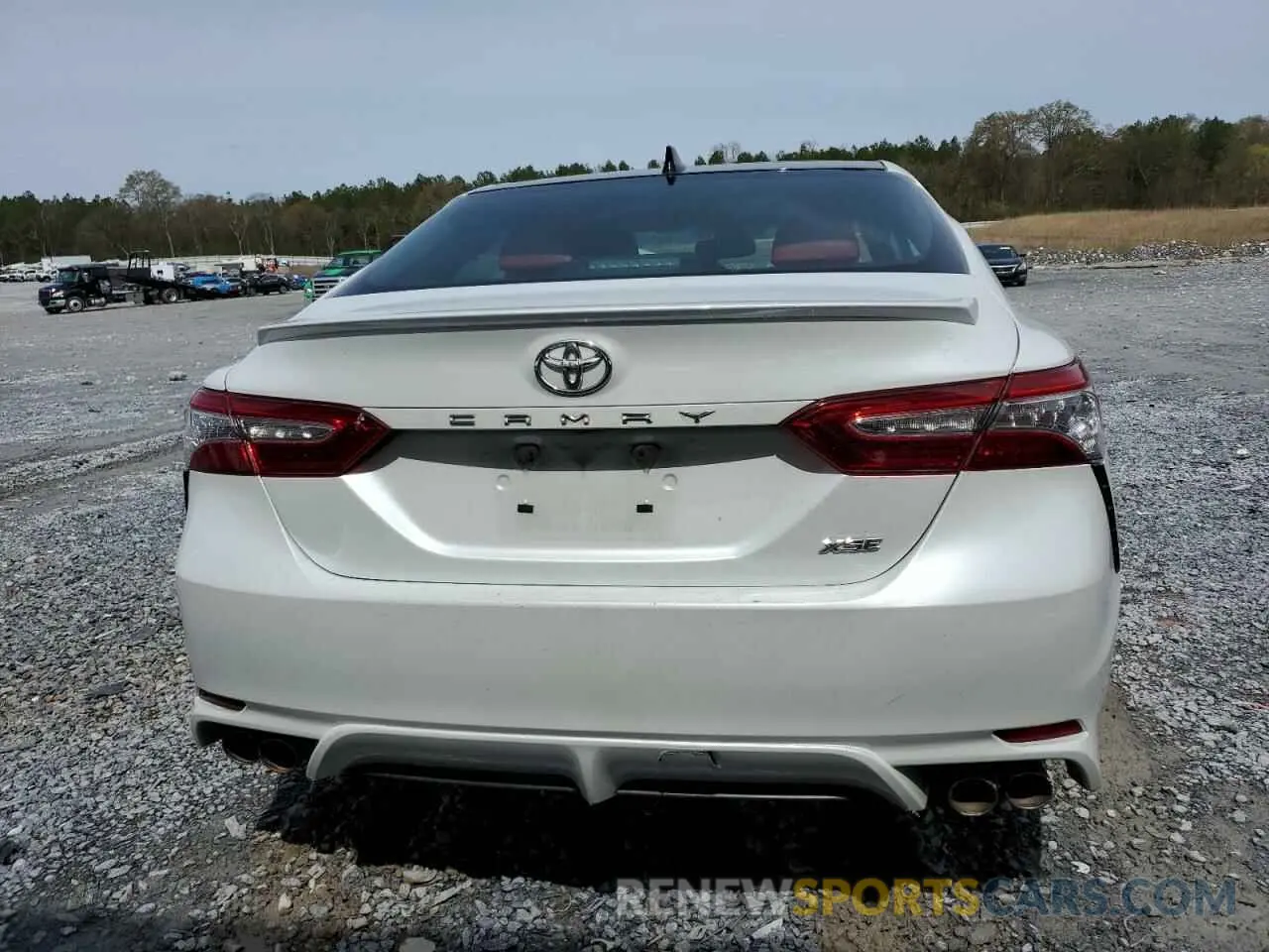 6 Photograph of a damaged car 4T1K61AK6LU358970 TOYOTA CAMRY 2020