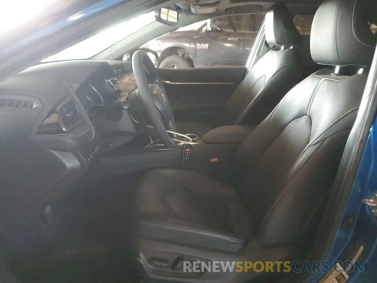 7 Photograph of a damaged car 4T1K61AK6LU378832 TOYOTA CAMRY 2020