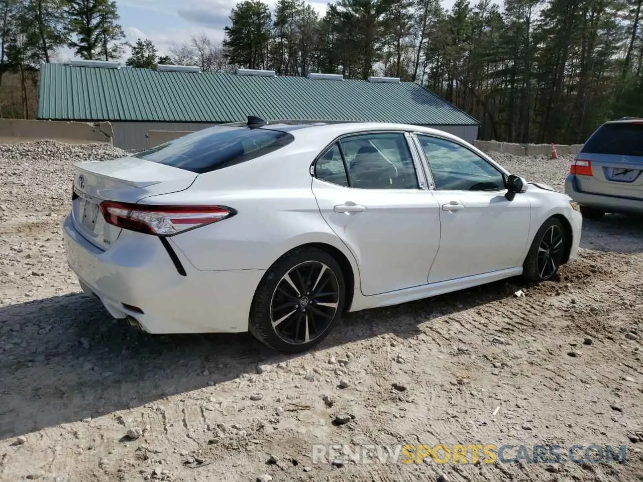 3 Photograph of a damaged car 4T1K61AK6LU893944 TOYOTA CAMRY 2020