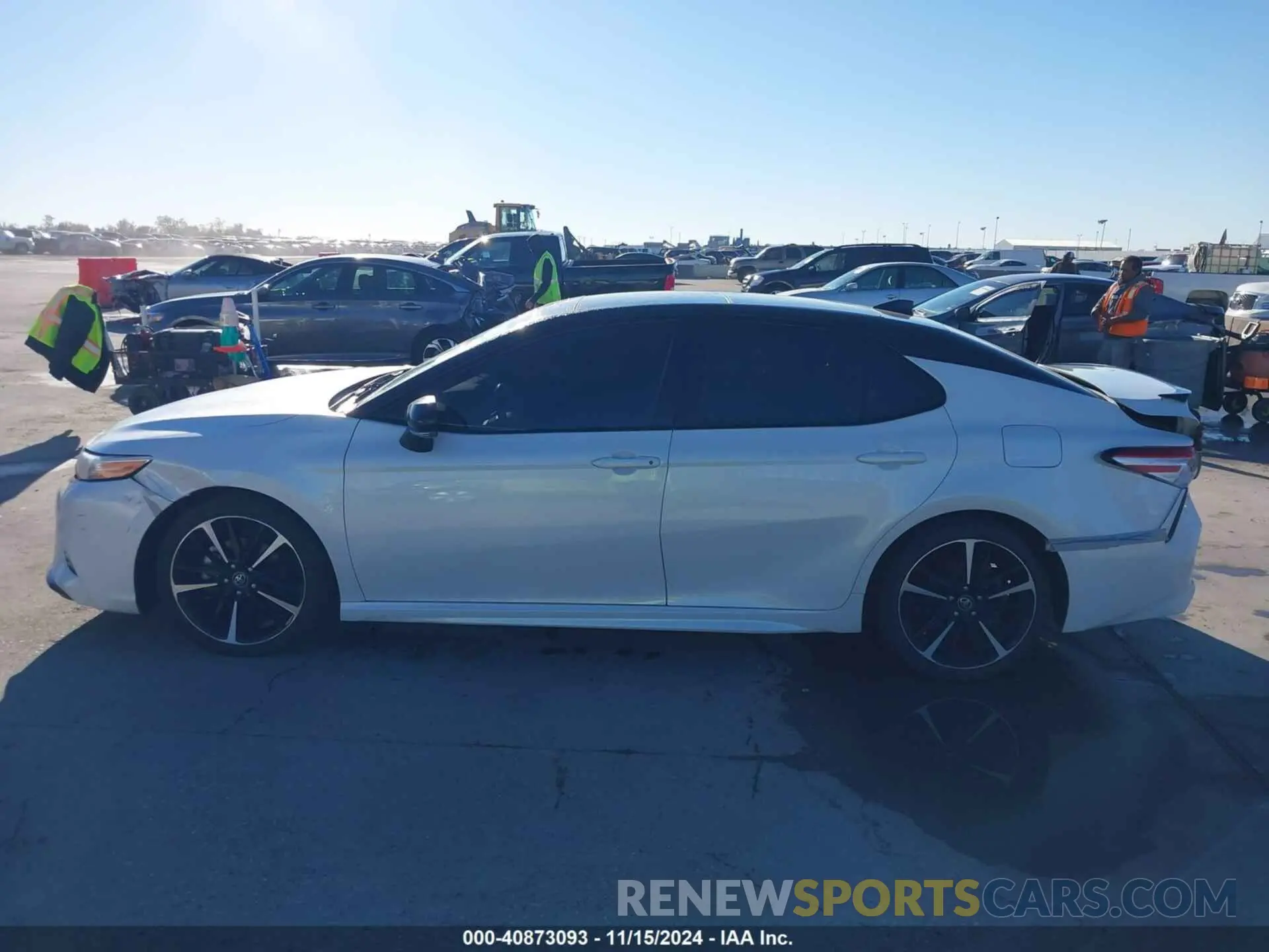 14 Фотография поврежденного автомобиля 4T1K61AK7LU319501 TOYOTA CAMRY 2020