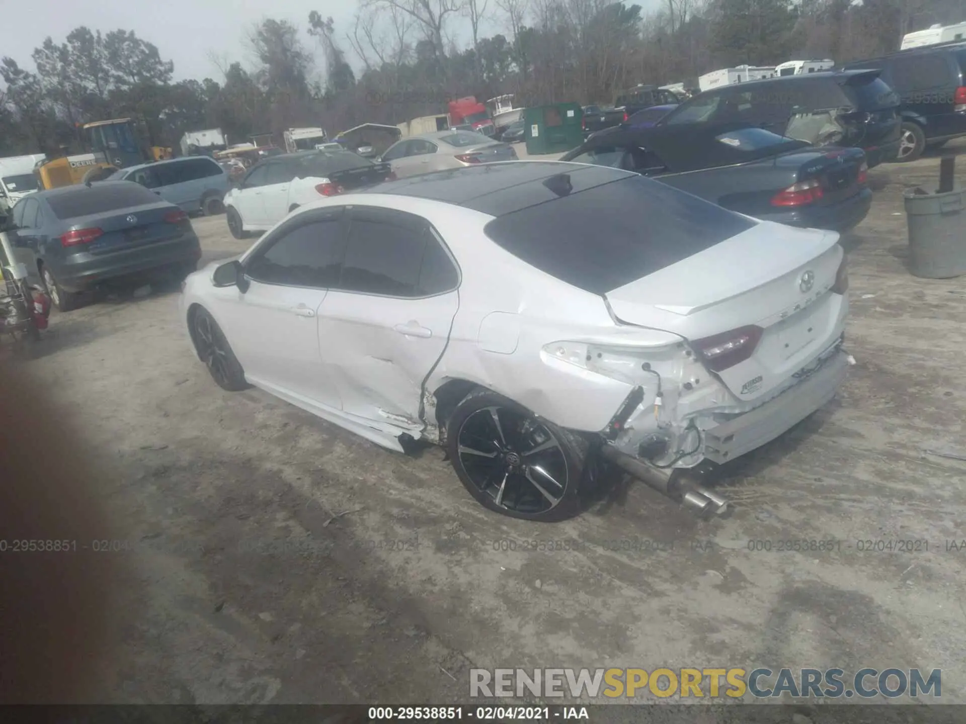 3 Photograph of a damaged car 4T1K61AK7LU367029 TOYOTA CAMRY 2020