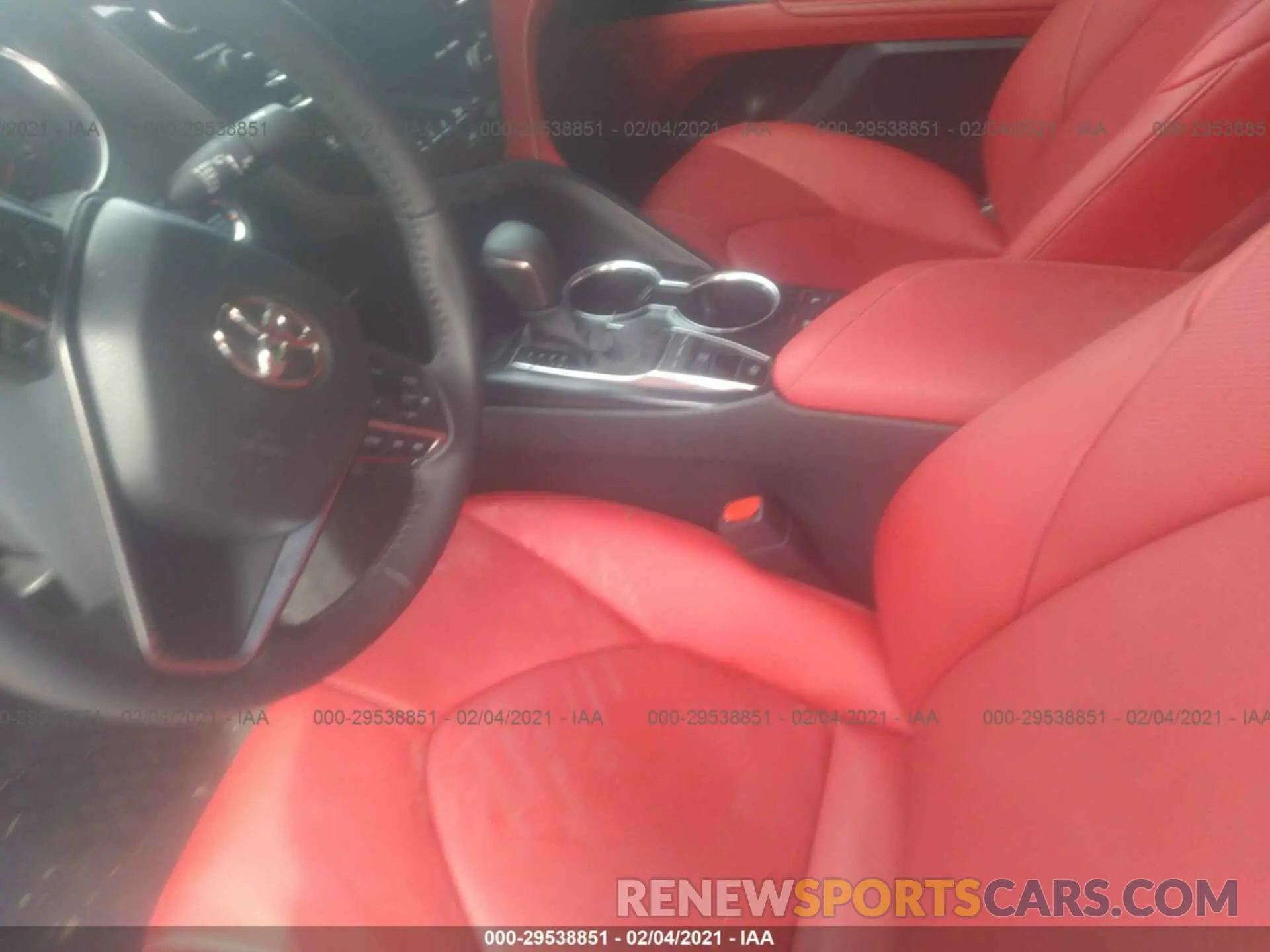 5 Photograph of a damaged car 4T1K61AK7LU367029 TOYOTA CAMRY 2020