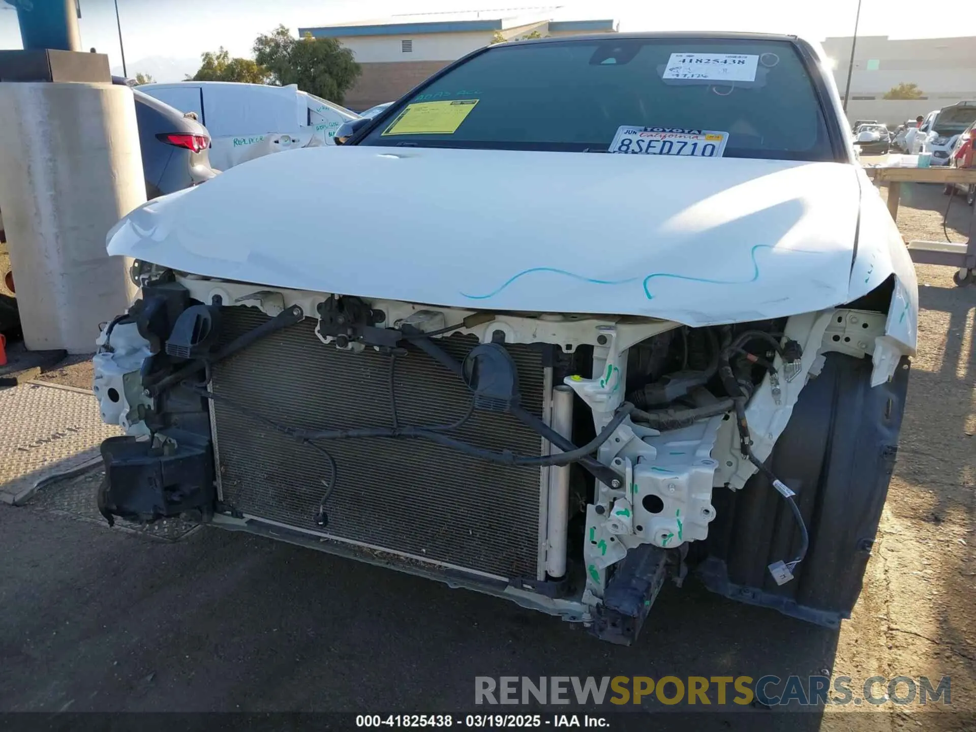 6 Photograph of a damaged car 4T1K61AK8LU368030 TOYOTA CAMRY 2020