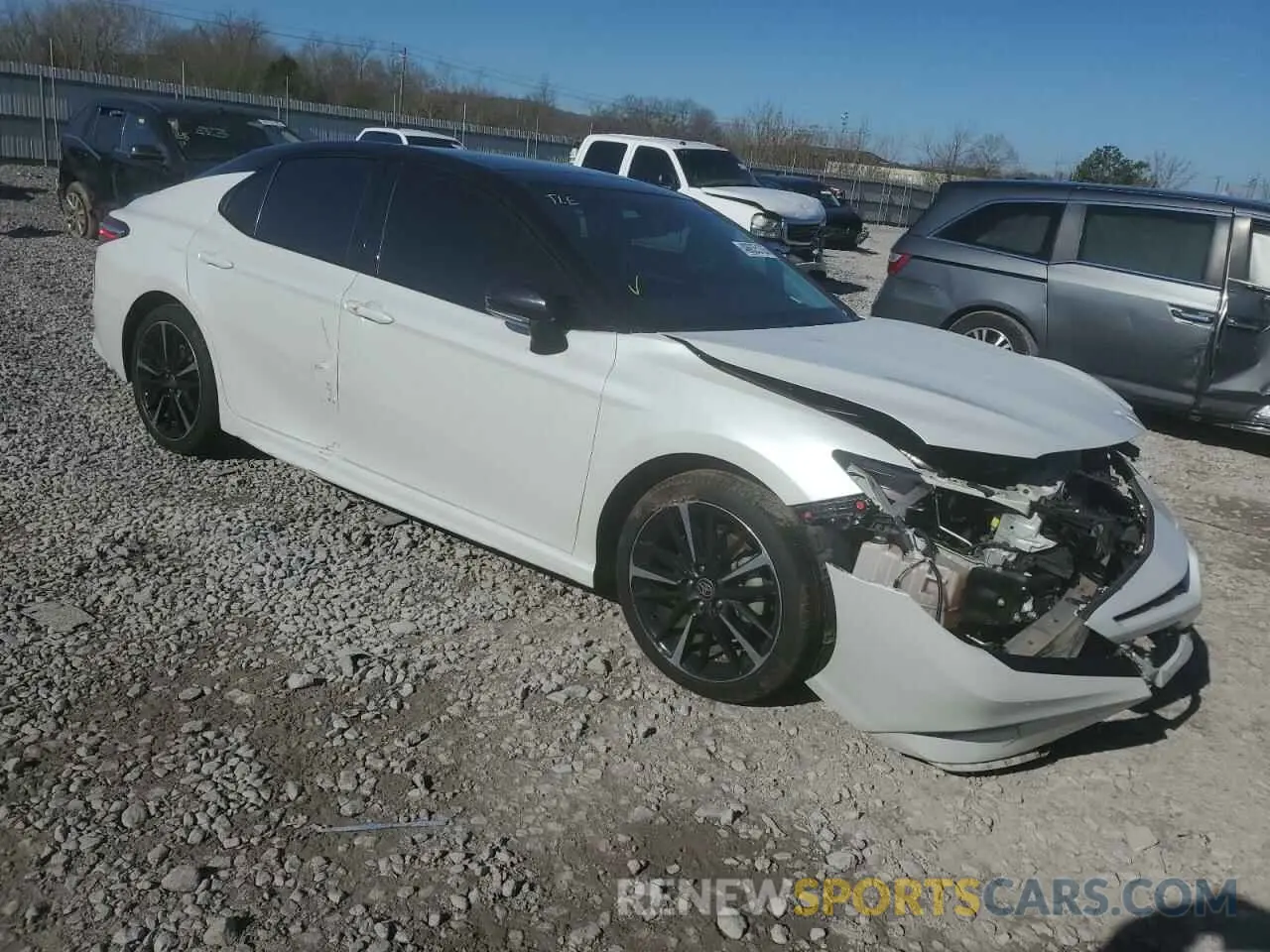 4 Photograph of a damaged car 4T1K61AK8LU372739 TOYOTA CAMRY 2020