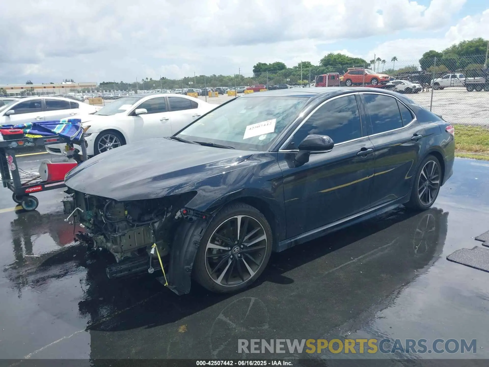 2 Photograph of a damaged car 4T1K61AK8LU378976 TOYOTA CAMRY 2020