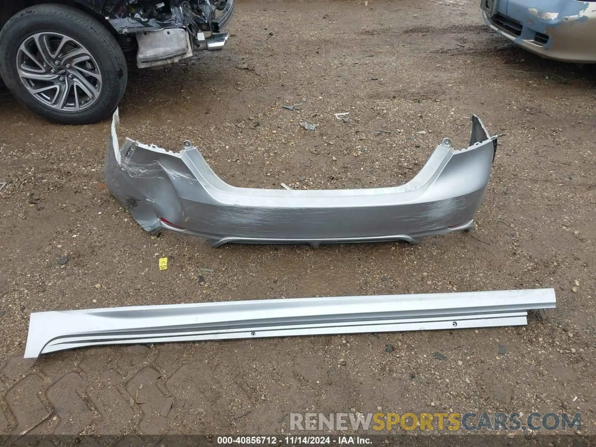12 Photograph of a damaged car 4T1K61AK8LU918679 TOYOTA CAMRY 2020