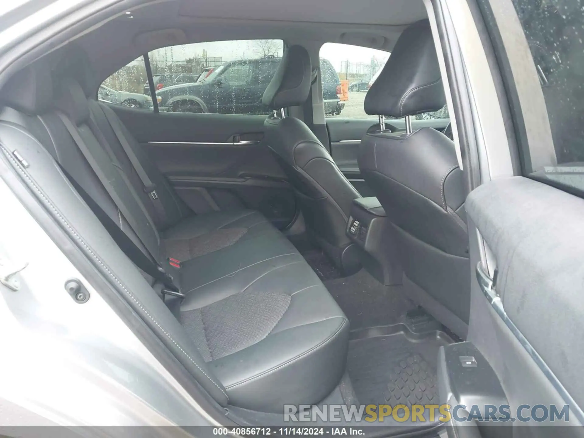 8 Photograph of a damaged car 4T1K61AK8LU918679 TOYOTA CAMRY 2020