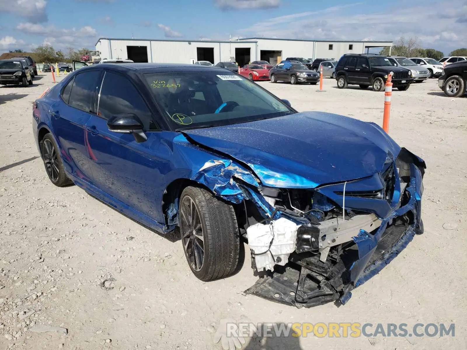 1 Photograph of a damaged car 4T1K61AK9LU322657 TOYOTA CAMRY 2020