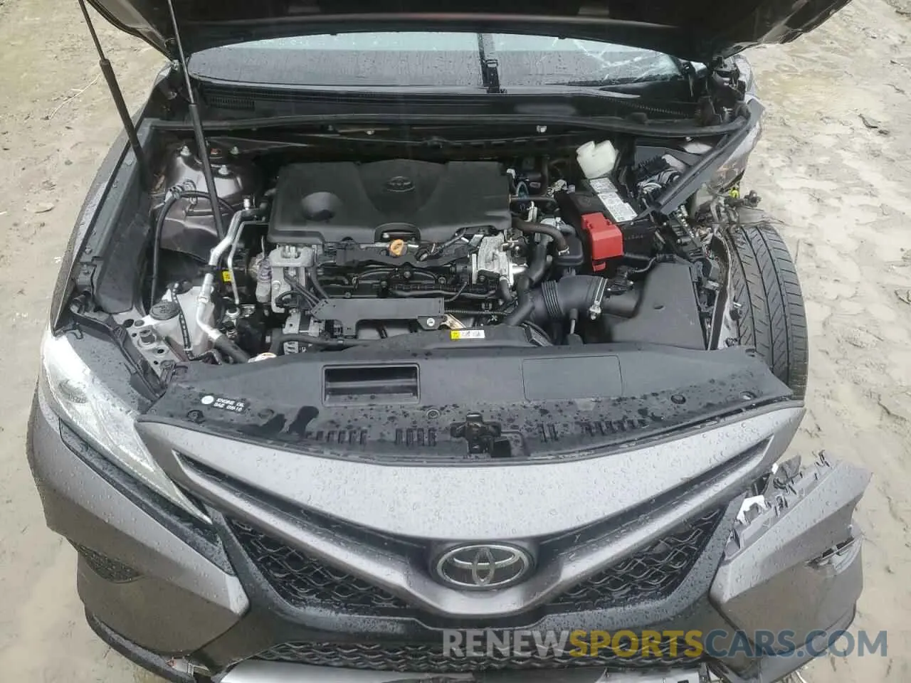 11 Photograph of a damaged car 4T1K61AK9LU400936 TOYOTA CAMRY 2020