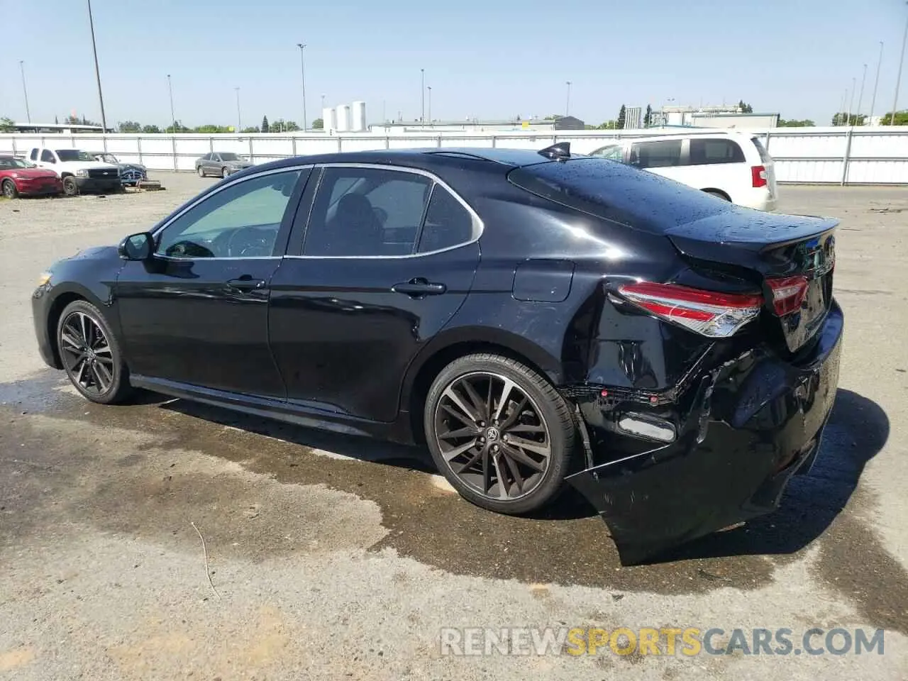 2 Photograph of a damaged car 4T1K61AK9LU506464 TOYOTA CAMRY 2020
