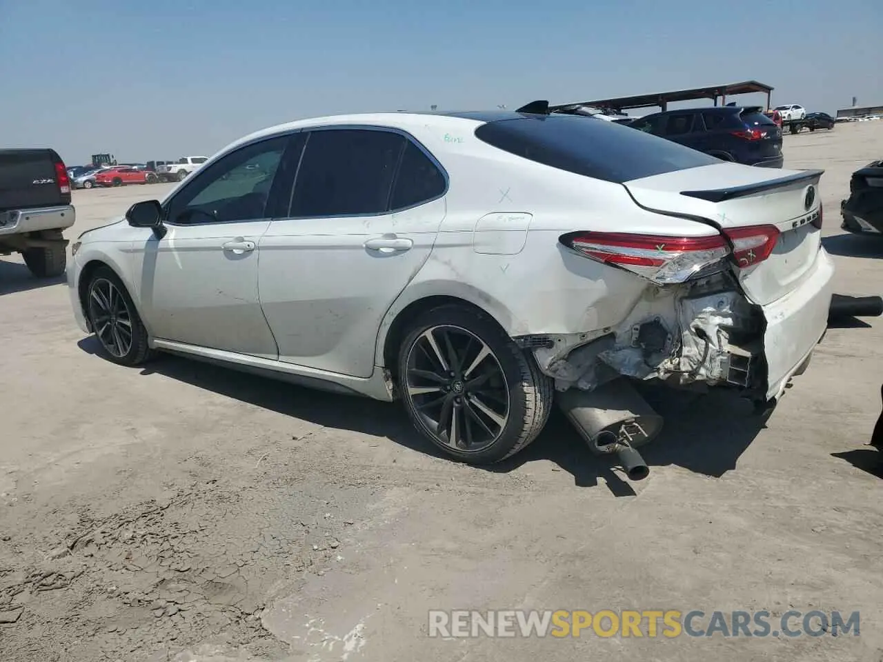 2 Photograph of a damaged car 4T1K61AK9LU932848 TOYOTA CAMRY 2020