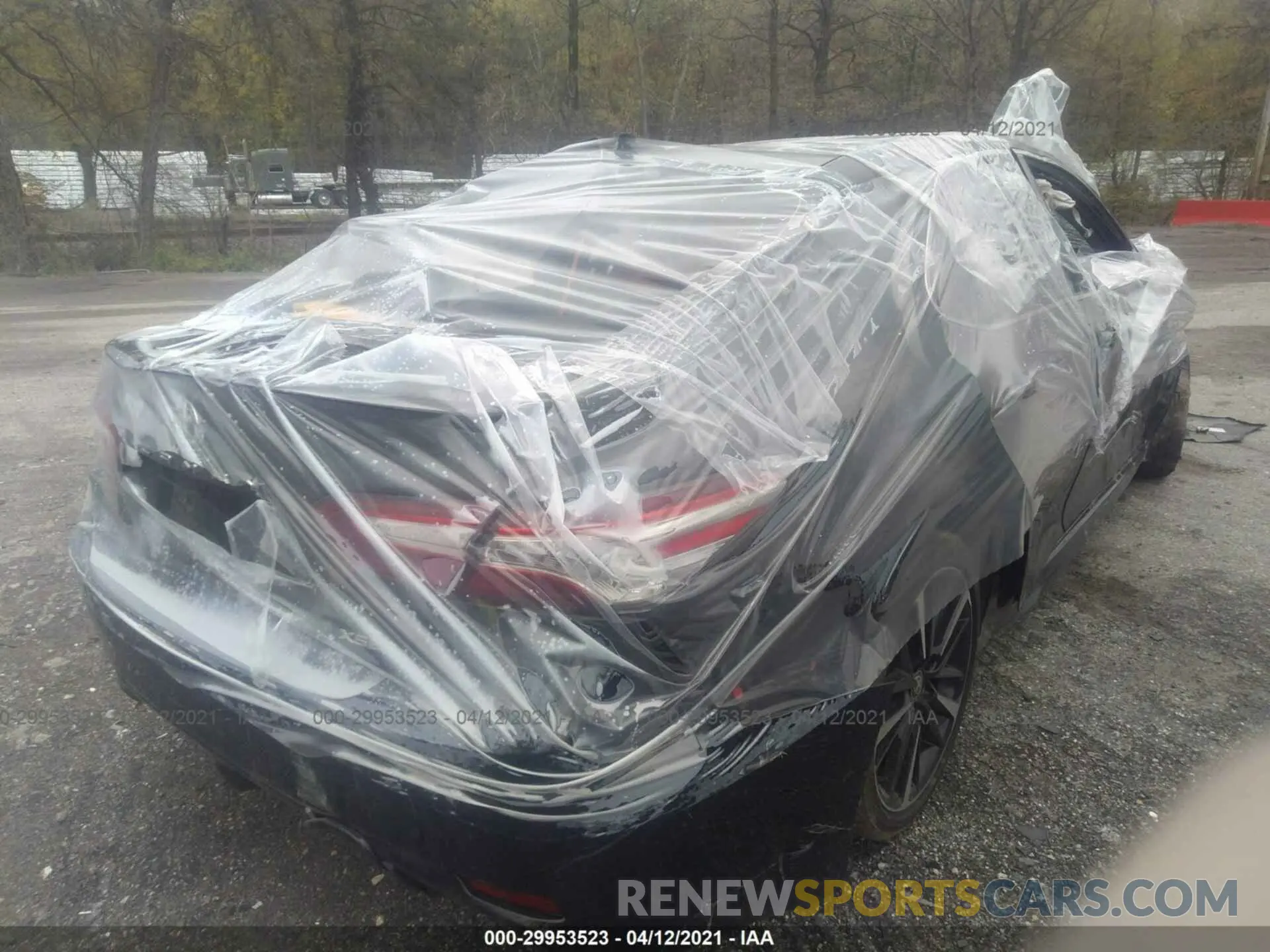 4 Photograph of a damaged car 4T1K61AK9LU991673 TOYOTA CAMRY 2020