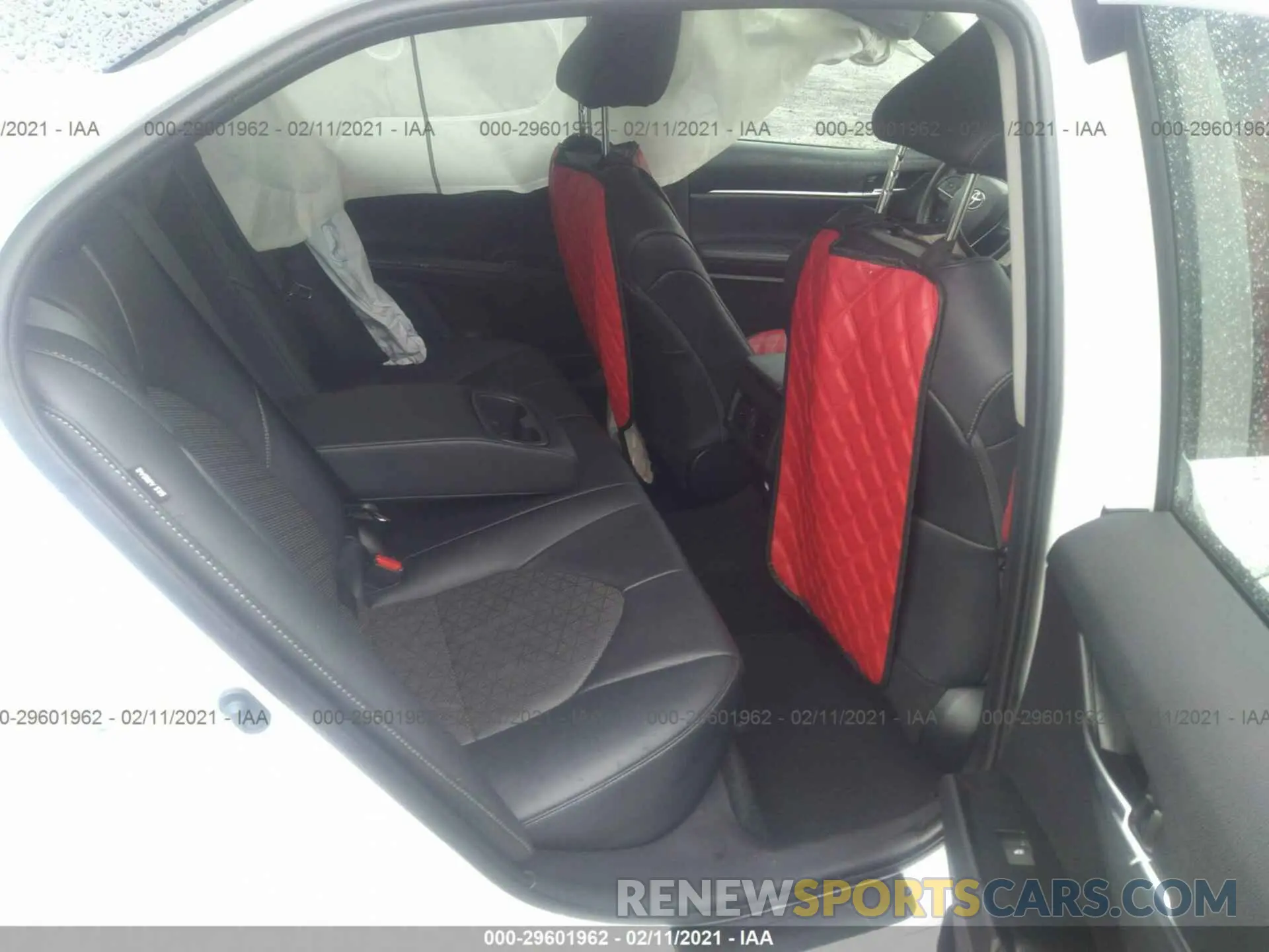 8 Photograph of a damaged car 4T1K61AKXLU310873 TOYOTA CAMRY 2020