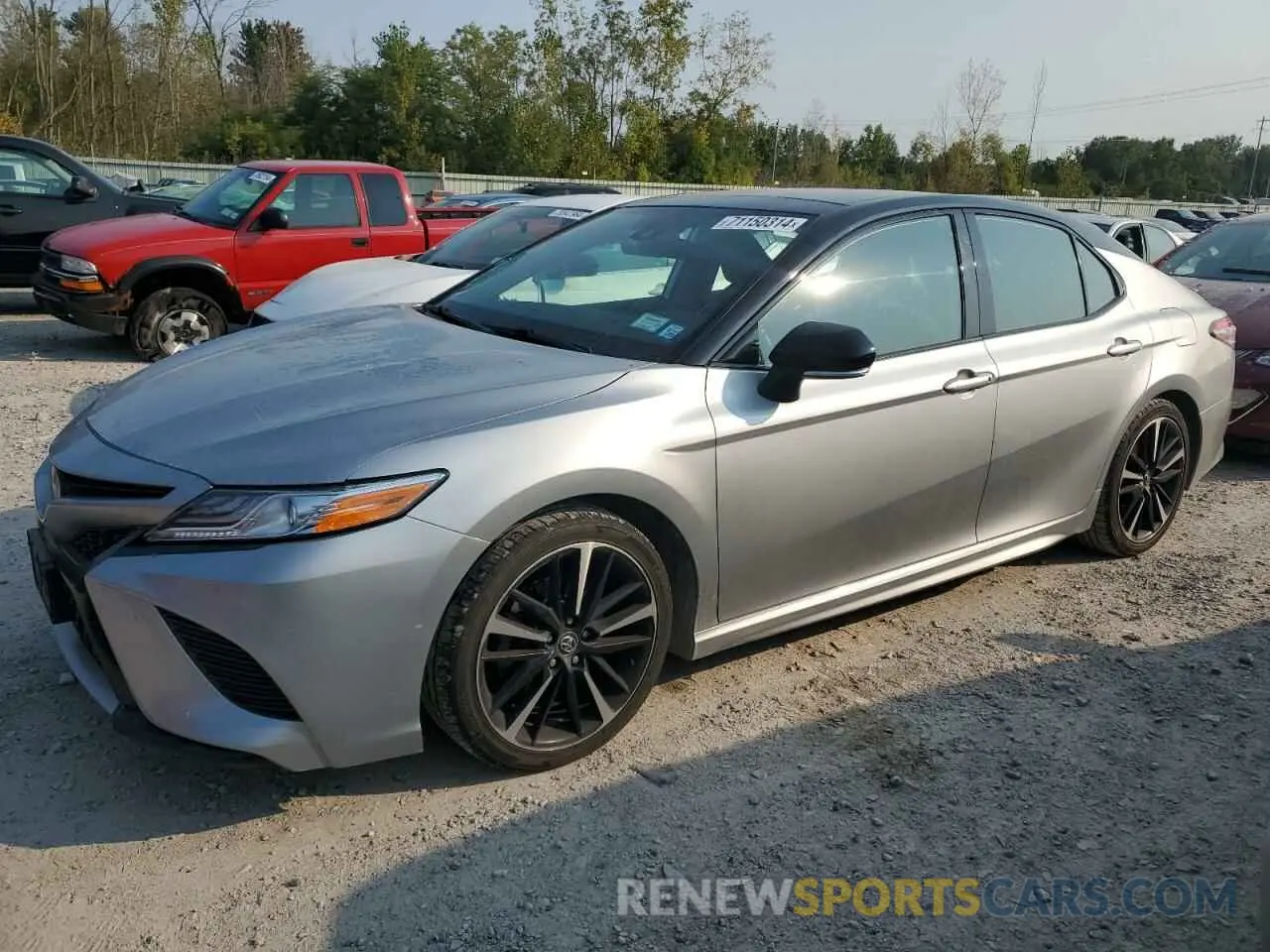 1 Photograph of a damaged car 4T1K61AKXLU326748 TOYOTA CAMRY 2020