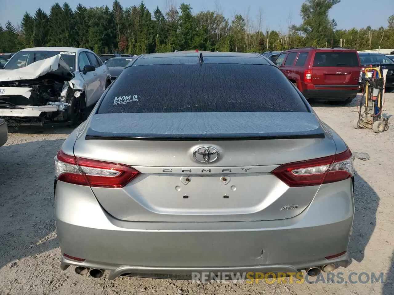 6 Photograph of a damaged car 4T1K61AKXLU326748 TOYOTA CAMRY 2020