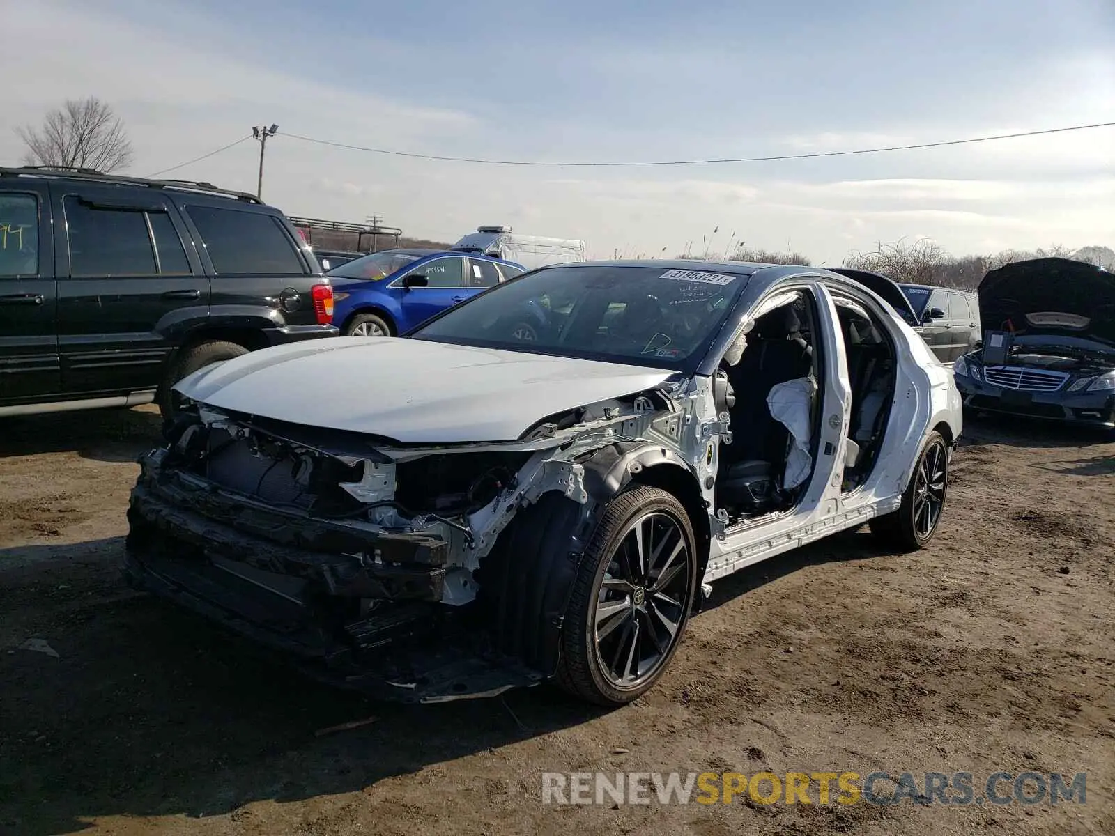 2 Photograph of a damaged car 4T1K61BK8LU005600 TOYOTA CAMRY 2020