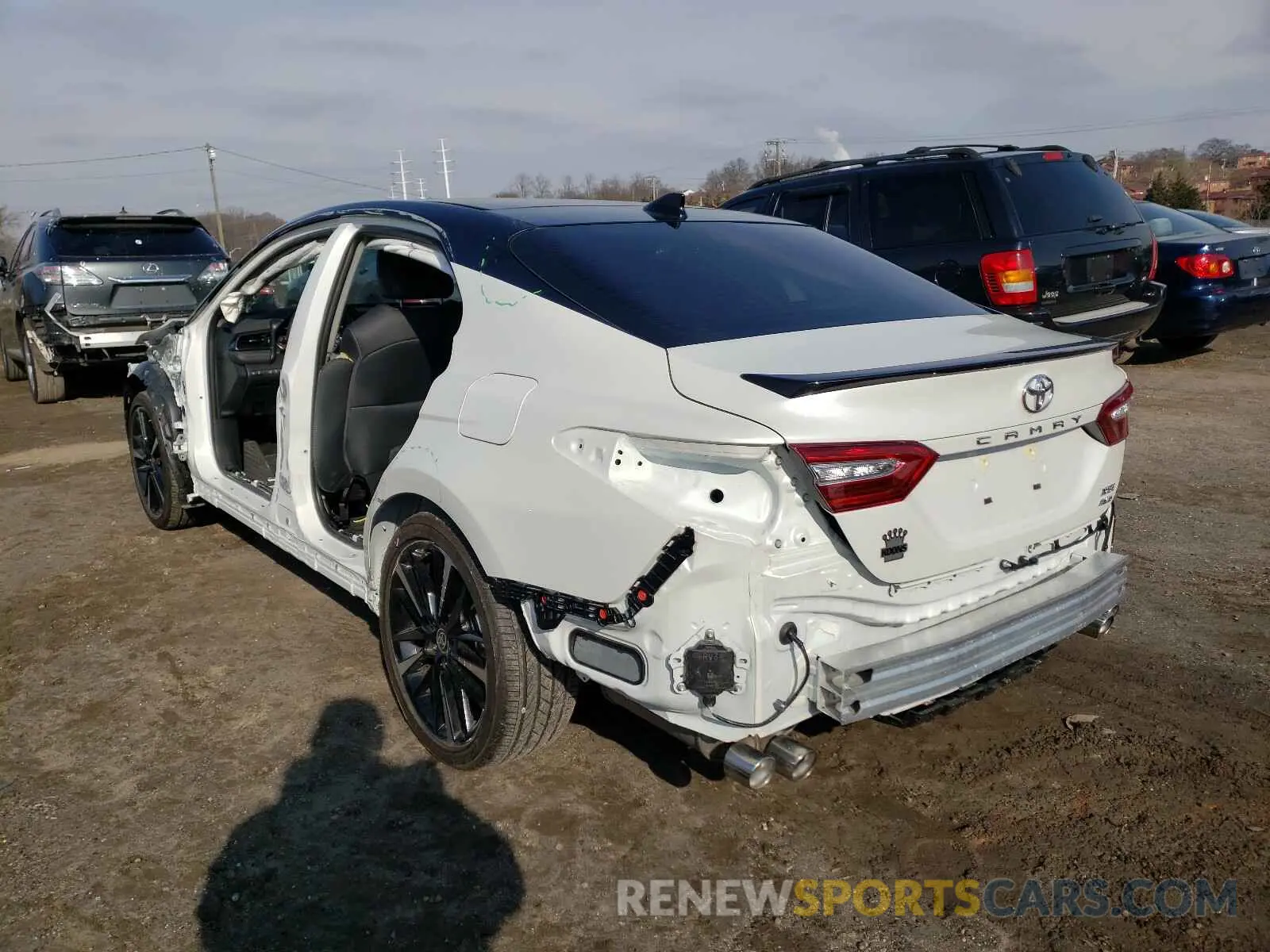 3 Photograph of a damaged car 4T1K61BK8LU005600 TOYOTA CAMRY 2020