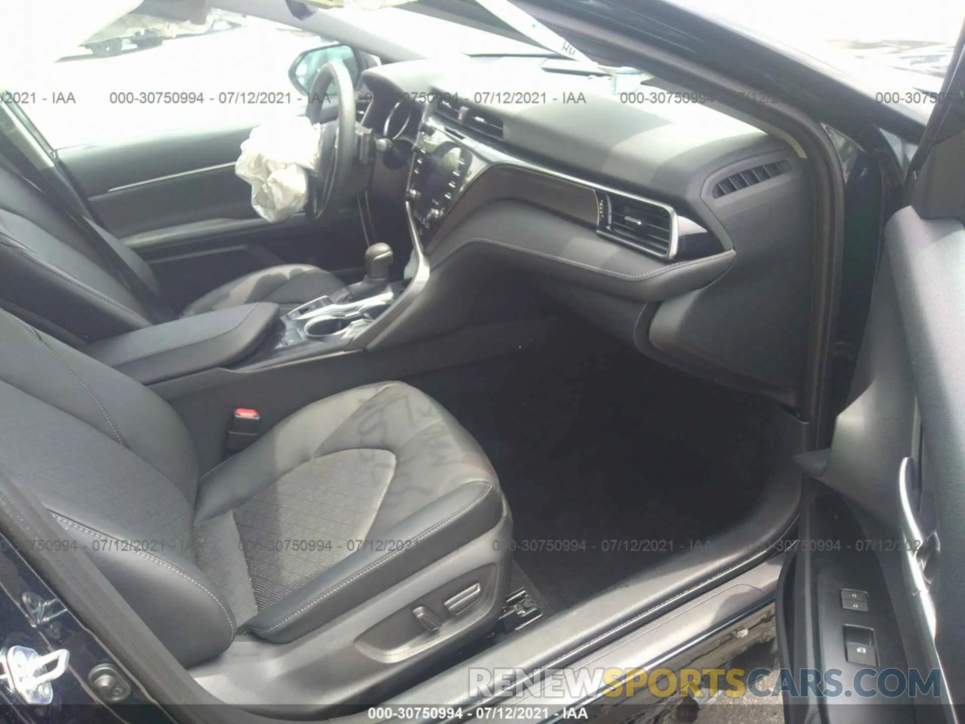 5 Photograph of a damaged car 4T1K61BKXLU009227 TOYOTA CAMRY 2020