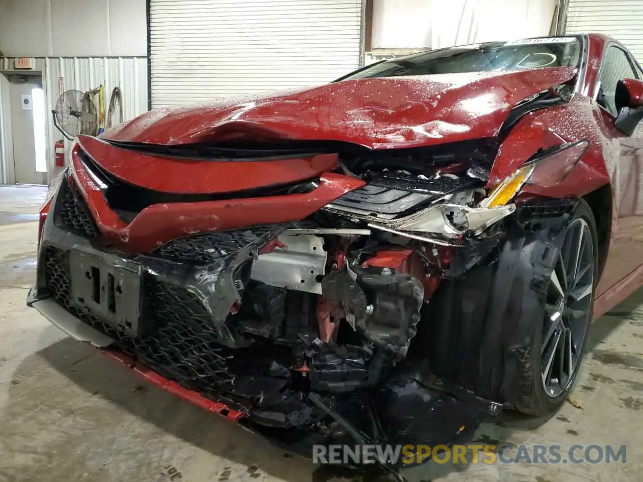 9 Photograph of a damaged car 4T1K61BKXLU014198 TOYOTA CAMRY 2020